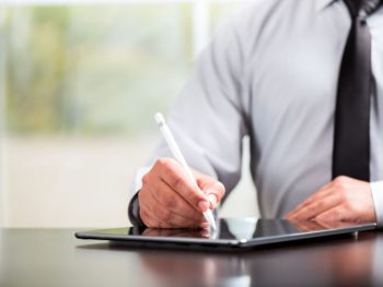 writing-or-signing-on-digital-document-using-tablet-and-stylus-pen